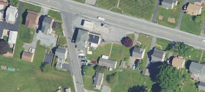 3158 Lincoln E Hwy