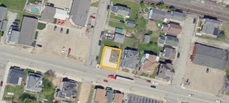 1015 Main St