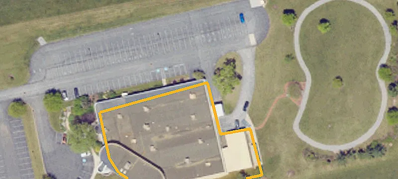 3265 Farmtrail Rd