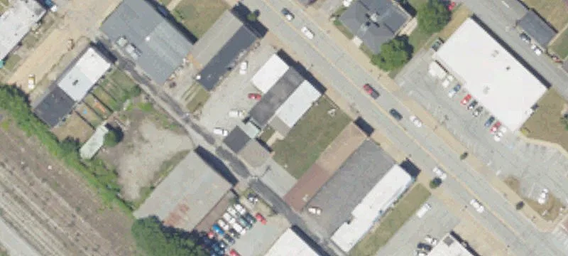 830 Midland Ave
