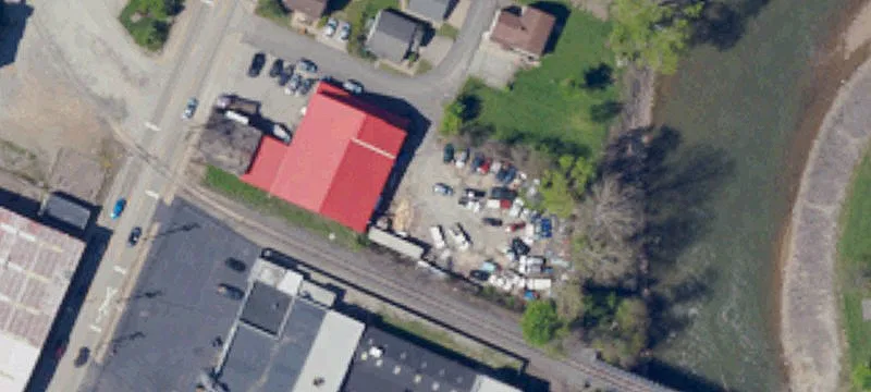 453 Lloyd Ave