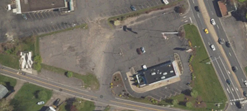 140 Memorial Hwy