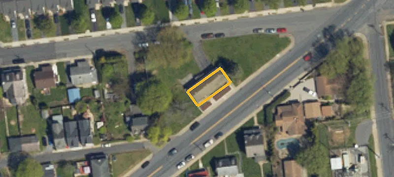 825 Old Philadelphia Rd