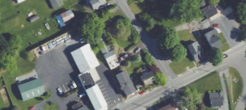1587 Main St