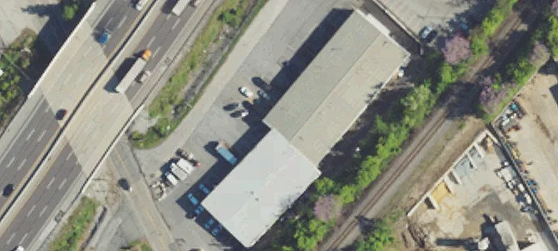 380 Crooked Ln