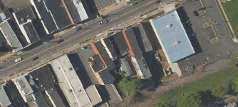 52 Main St