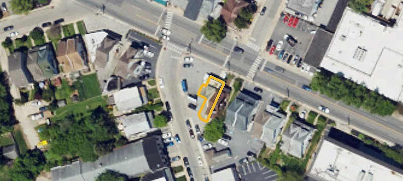 844 Montgomery Ave