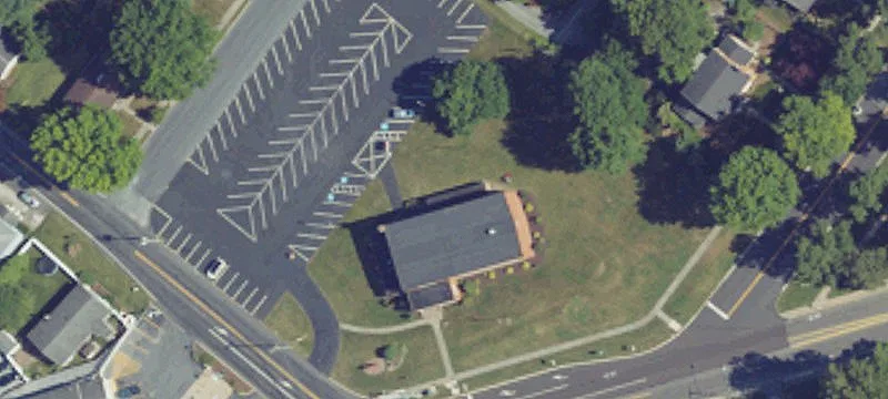 215 Governor Rd