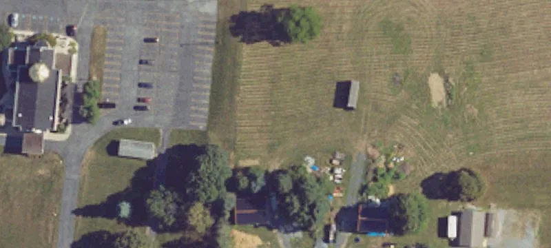 5418 Locust Ln