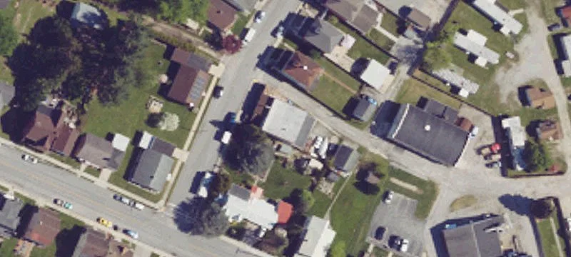 121 Forry Ave