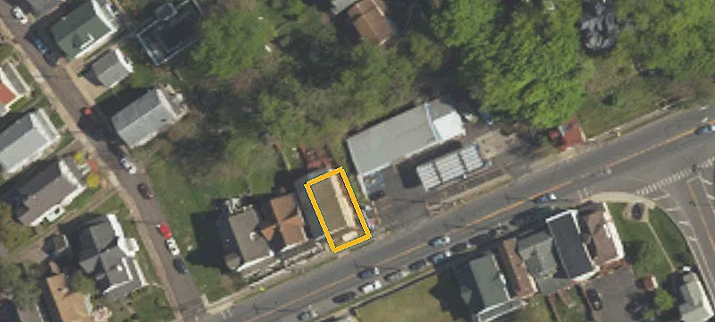 423 Main St