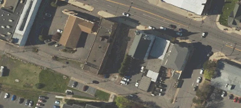 320 Broad St