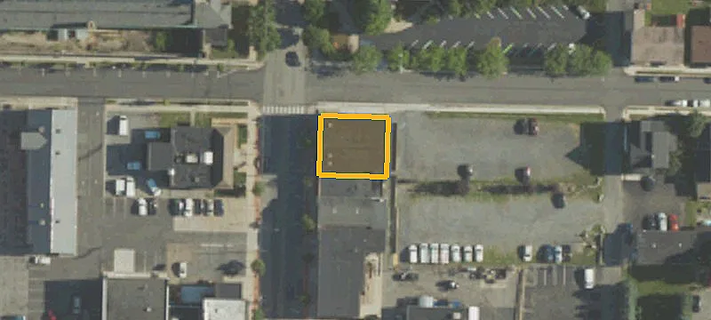 124 Ctr St