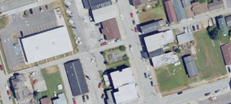 221-219 5th St