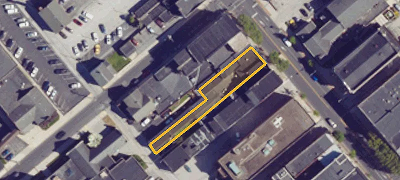 38 Carlisle St
