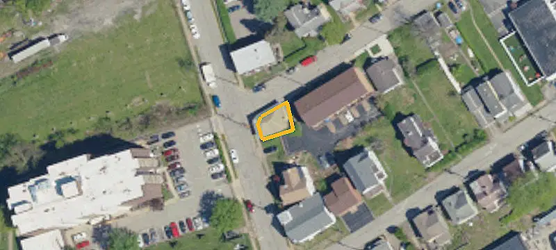 610 Ctr Ave