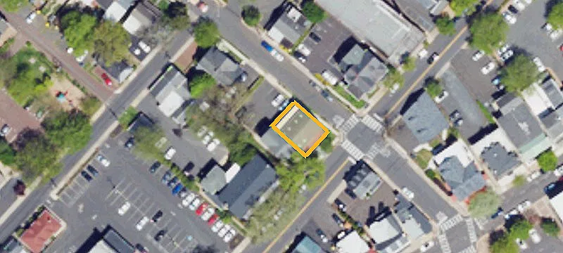 77 Ct St