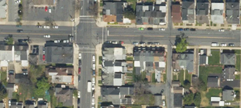748 Linden St