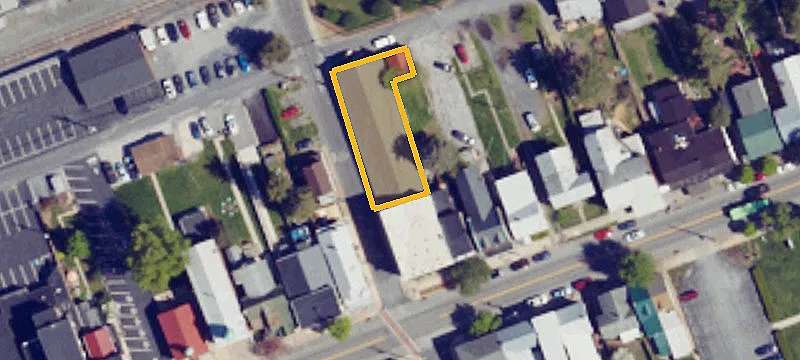 101 Main St
