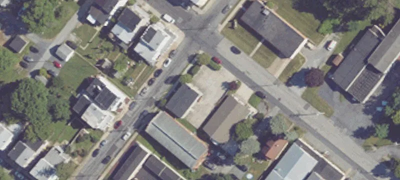 406 2nd St