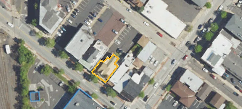 11 Main St