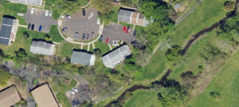 13 Woodland Ave