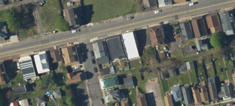 101 Main St