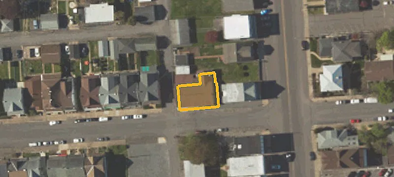 402 Poplar St Rear