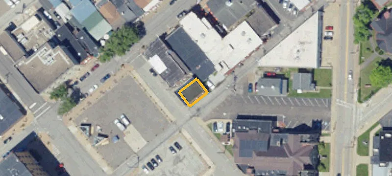 216 Robert Ave