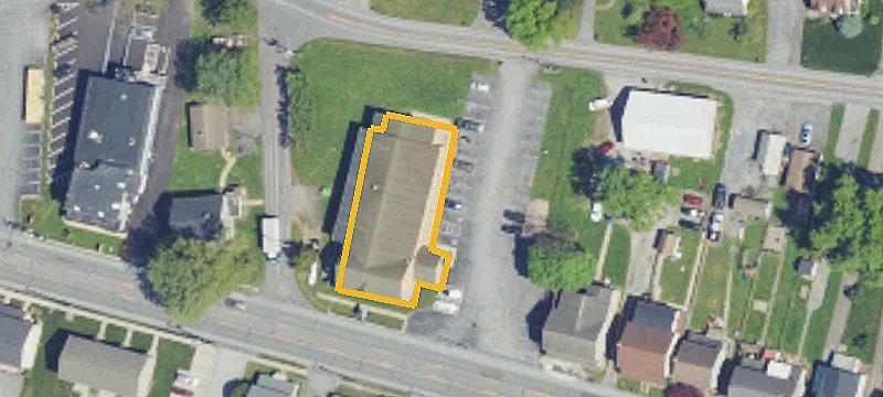3127 Lincoln E Hwy