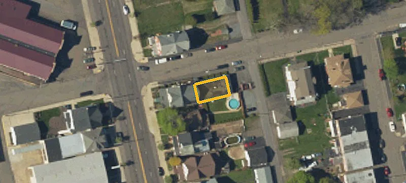 137 Broad St