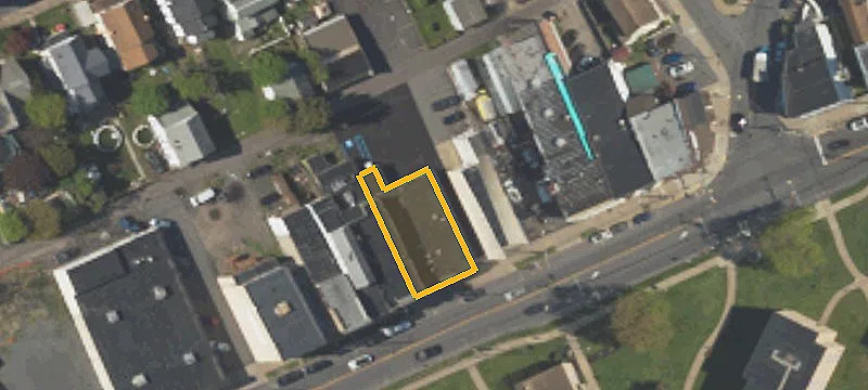 153 Main St
