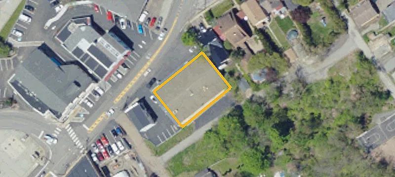158 Perry Hwy