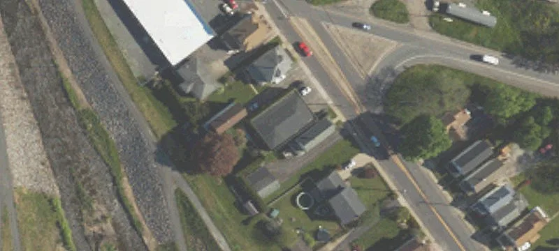 390 Un St
