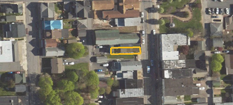 442 Ctr St