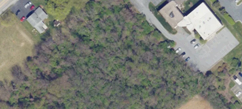 1208 Walnut Btm Rd