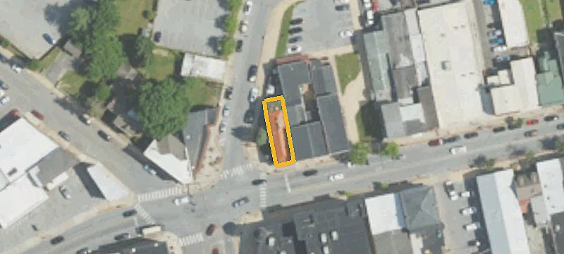 105 Lancaster Ave