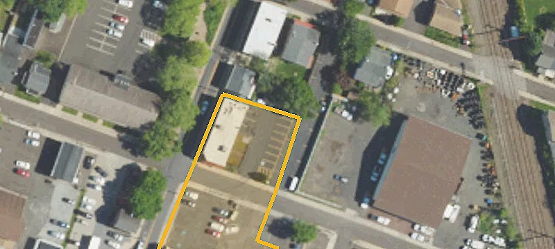 201 Walnut St
