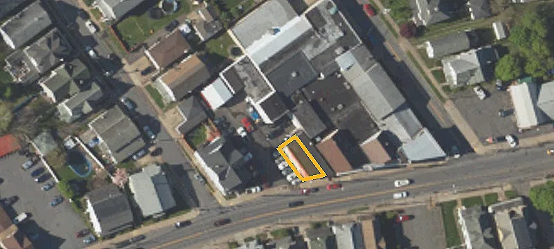 319 Main St