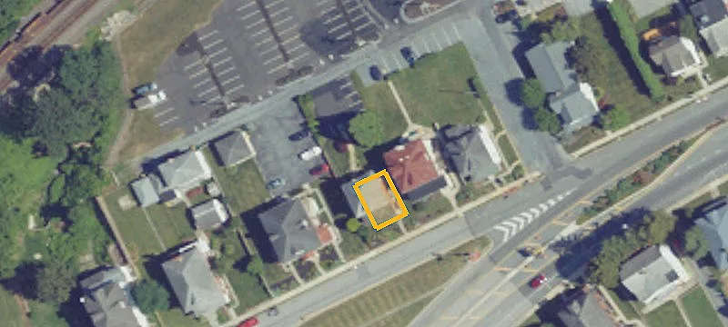 549 Old W Chocolate Ave