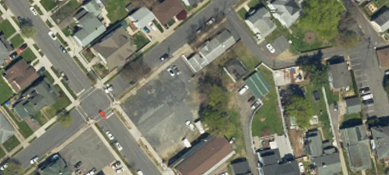 46 Luzerne Ave