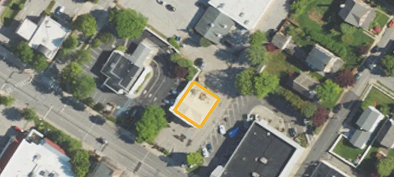 715 Lancaster Ave