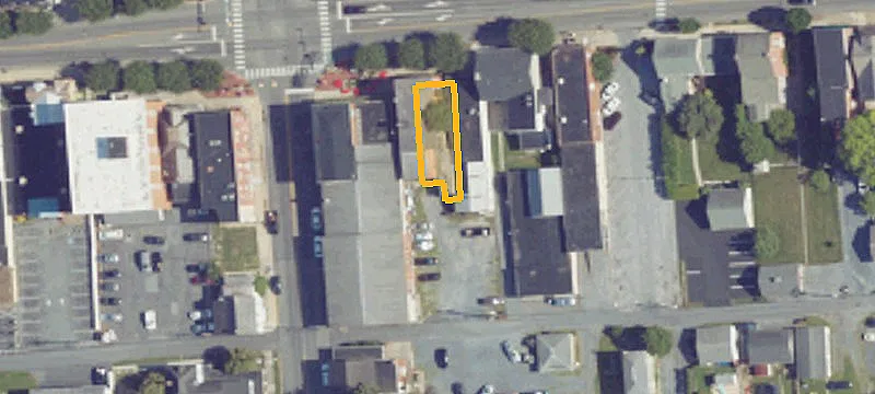 9 Main St