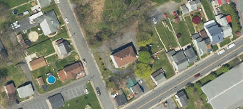 10 Lincoln Ave