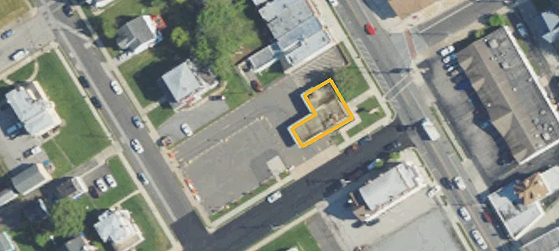 1002 Lincoln Ave