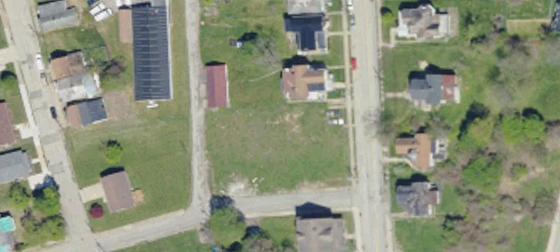 255-255 12th Locust Ave