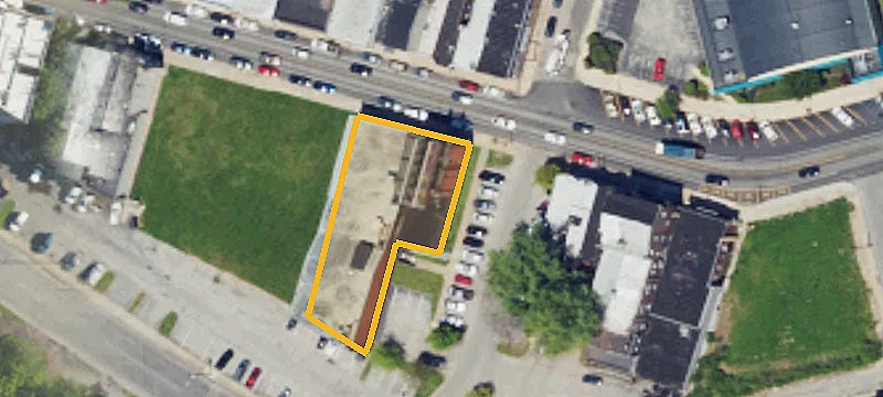 862 Main St