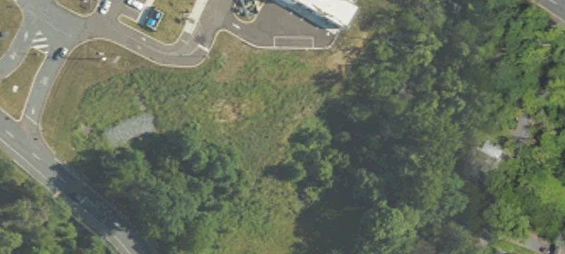 1142 Ben Franklin W Hwy