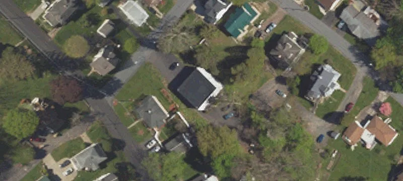 36 Roushey St
