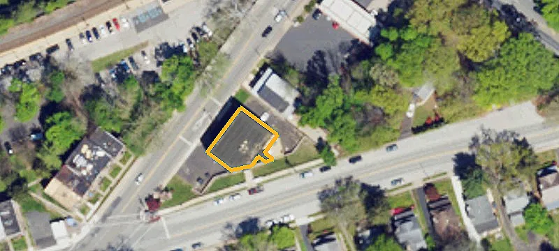1075 Easton Rd